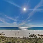 Majestic Beach Towers I 207